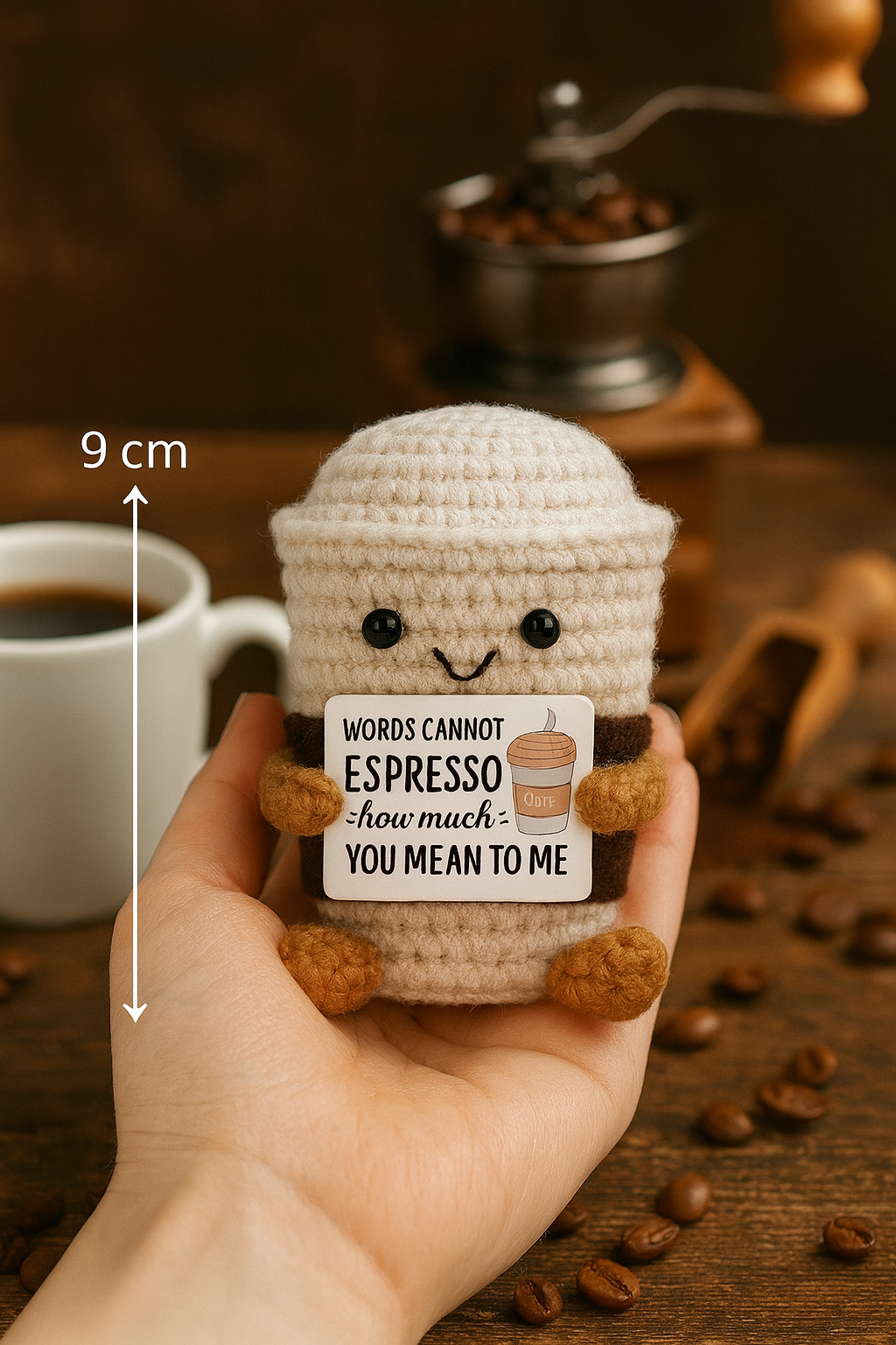 Mascotă croșetată, model Espresso To Go, mesaj Words cannot espresso how much you mean to me