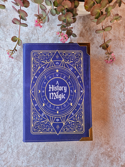Geantă carte A History of Magic
