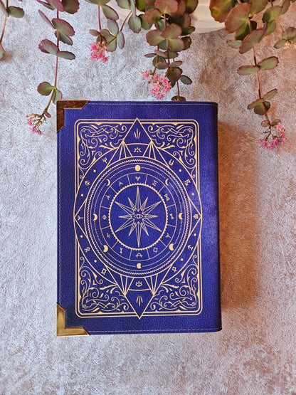 Geantă carte A History of Magic