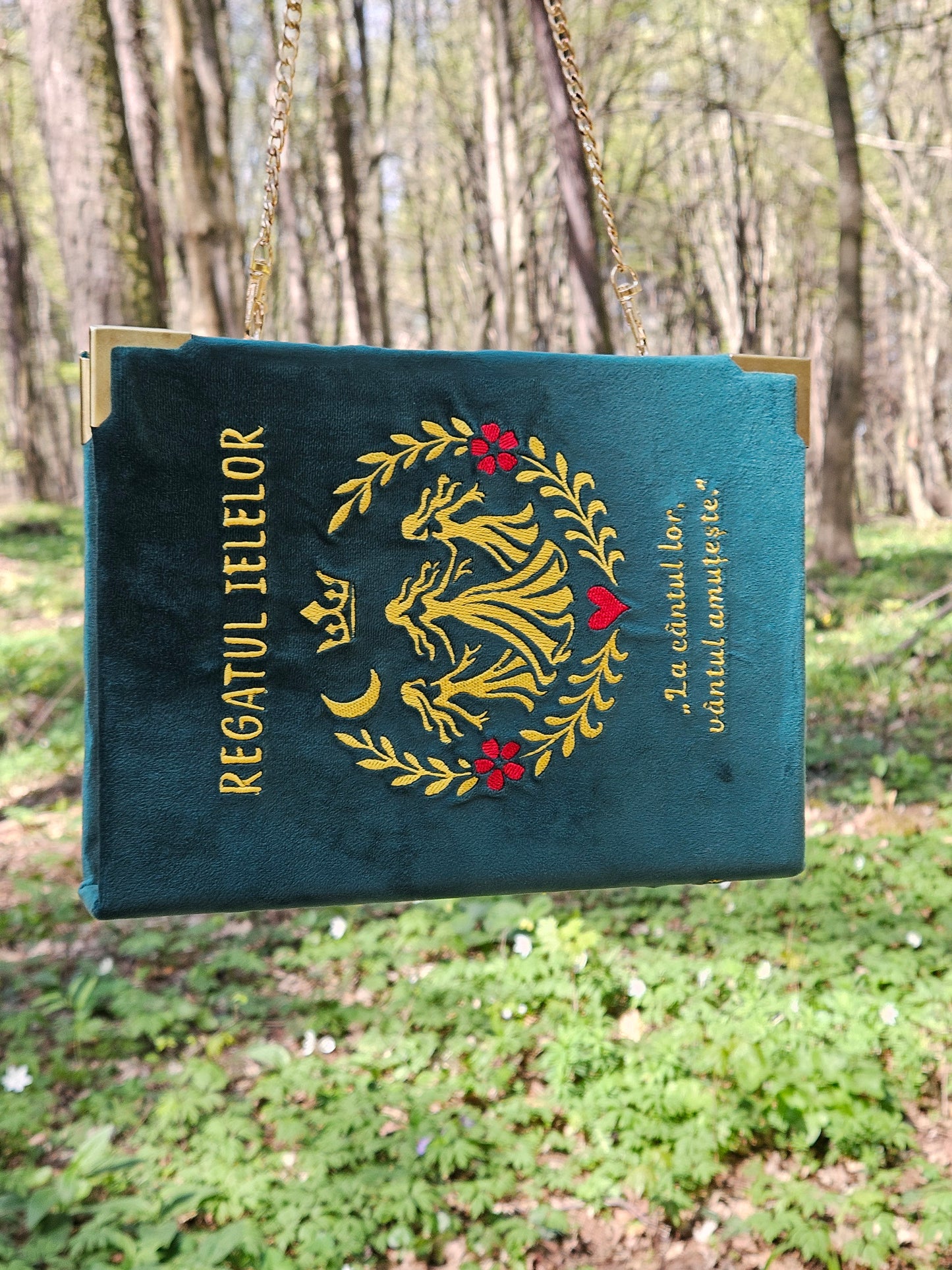 Geantă Carte Handmade – Regatul Ielelor