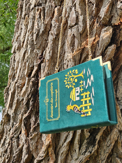 Geantă Carte Handmade – Amintiri din copilărie