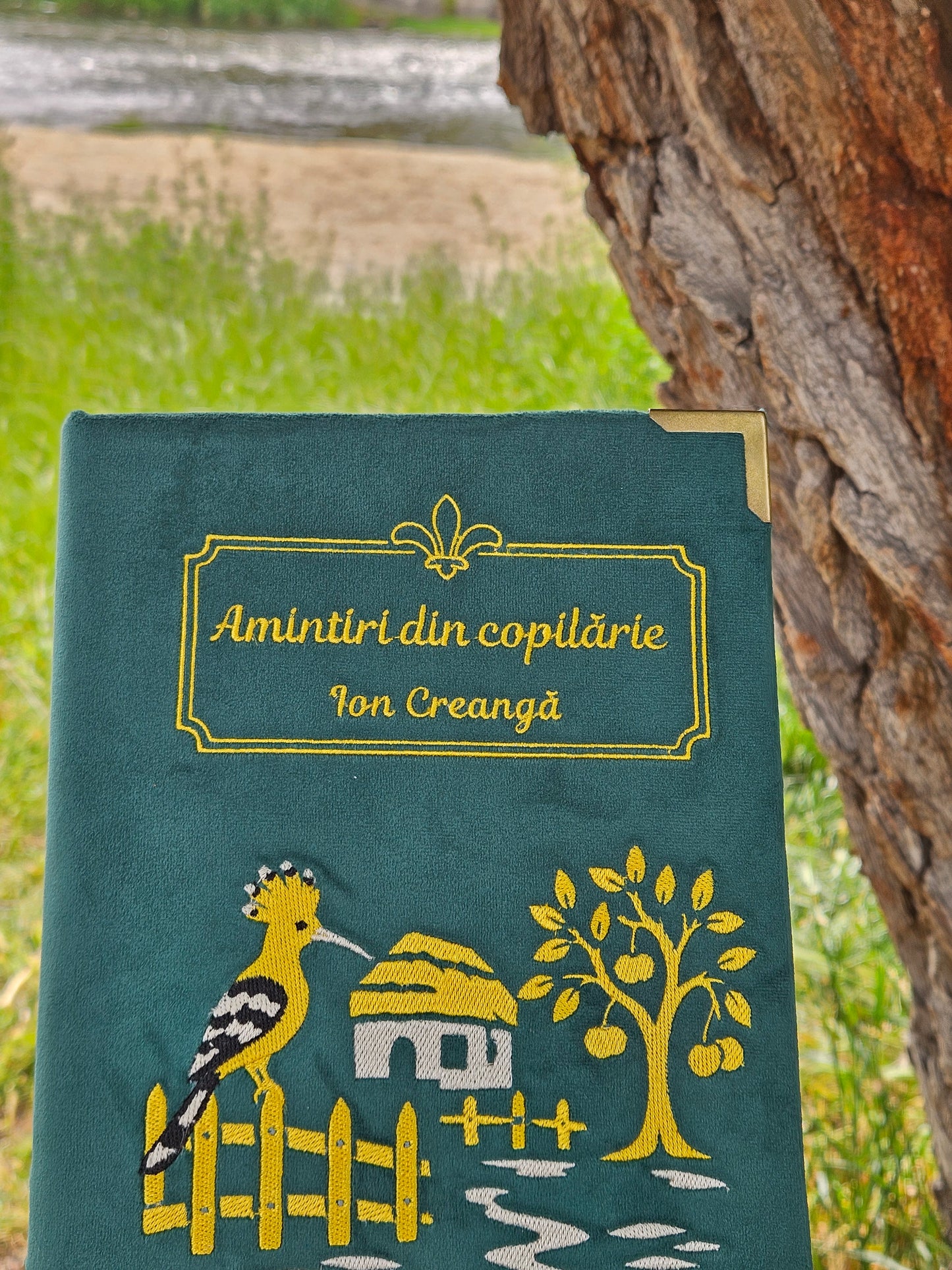 Geantă Carte Handmade – Amintiri din copilărie
