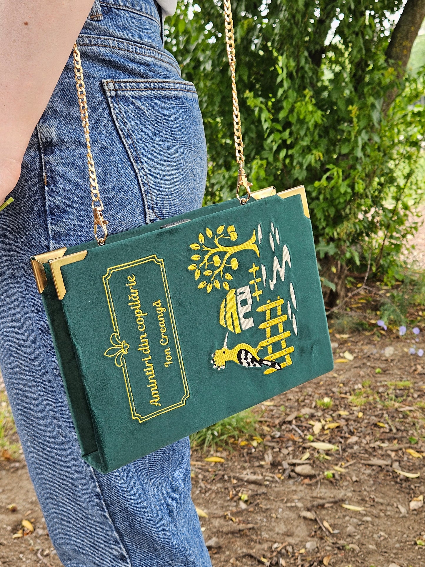 Geantă Carte Handmade – Amintiri din copilărie