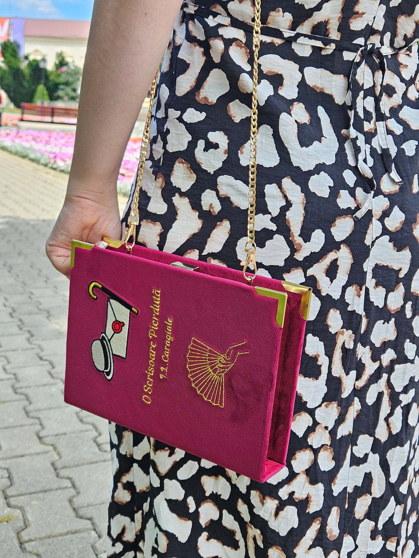 Geantă Carte Handmade – O scrisoare pierdută | Ediție cu Fir Metalic