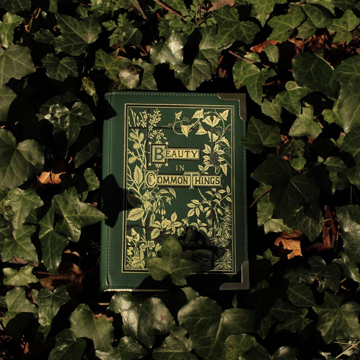 Geantă Carte Beauty in Common Things