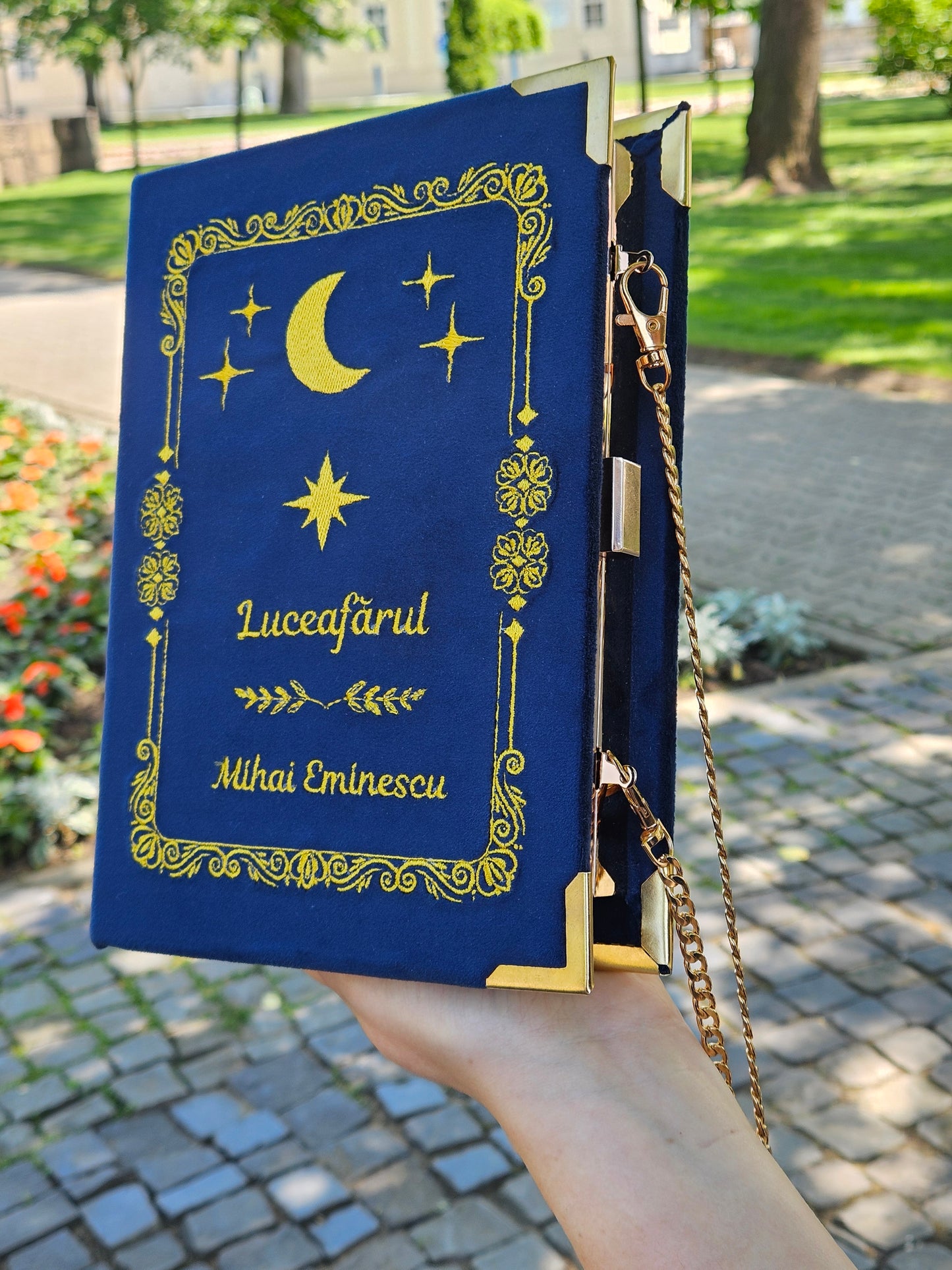 Geantă Carte Handmade – Luceafărul