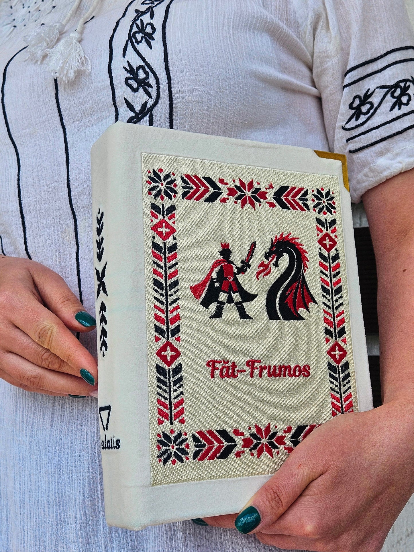 Geantă Carte Handmade – Făt Frumos