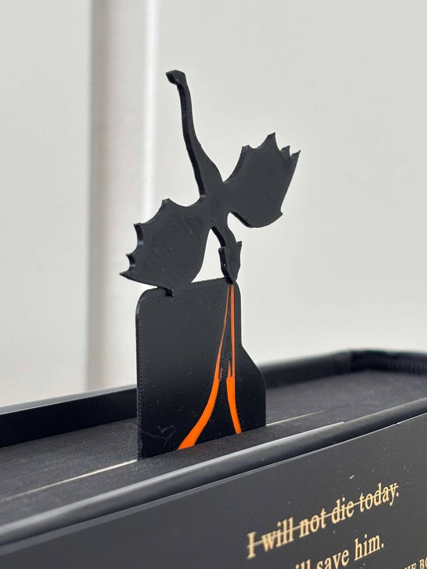 Semn de carte Dragon cu flăcări