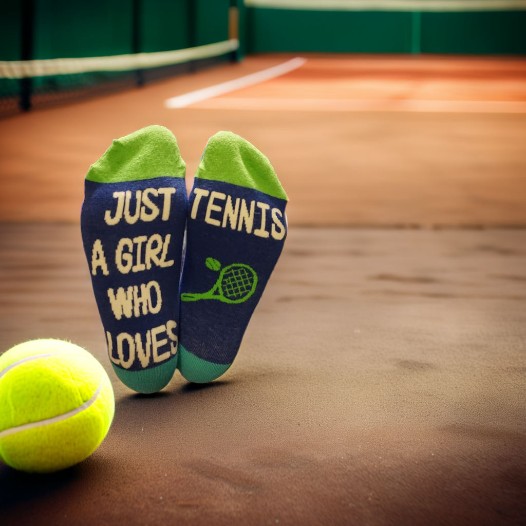 Sosete lungi dama, haioase, tematica tenis, pentru o ținută jucăușă