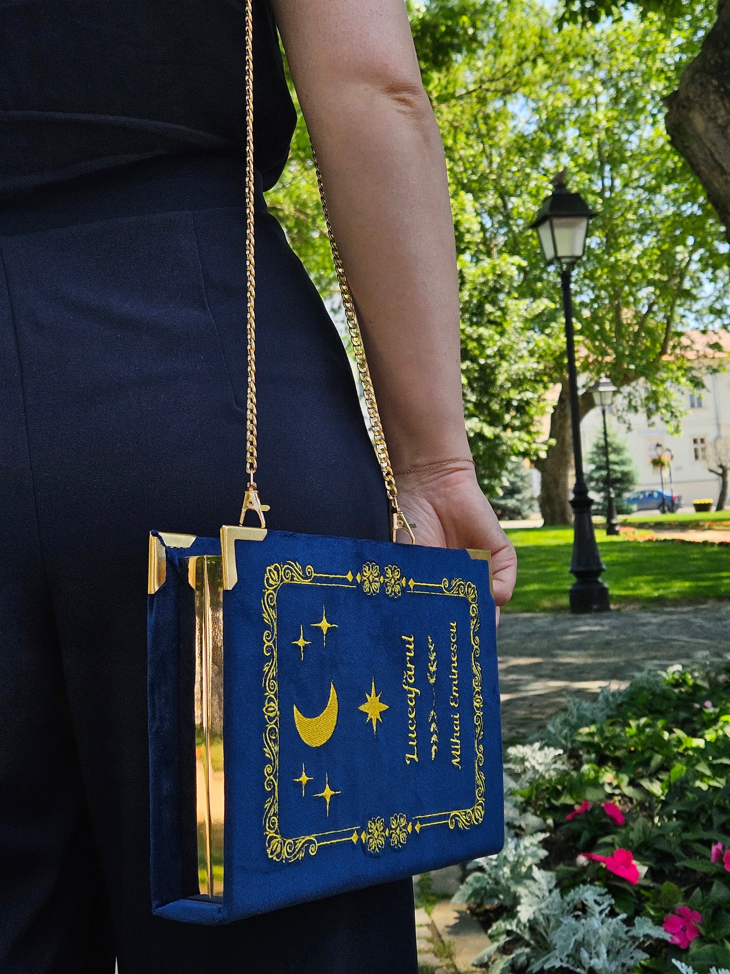 Geantă Carte Handmade – Luceafărul
