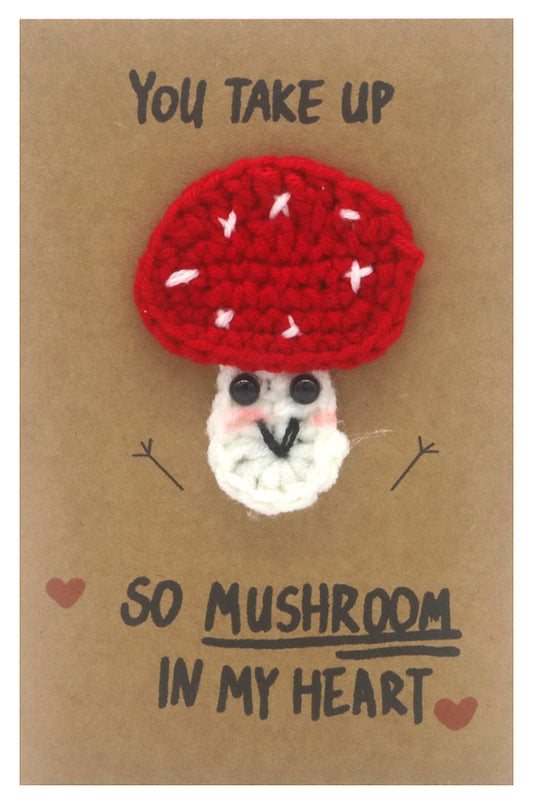 Felicitare croșetată, model ciupercă, „You take so mushroom in my heart”
