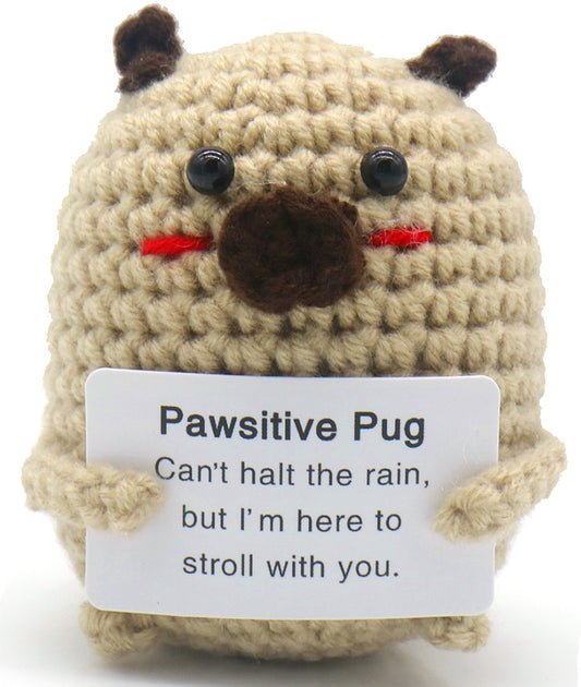 Mascotă croșetată, model câine Positive Pug, mesaj motivațional