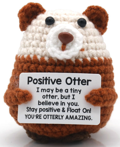 Mascotă croșetată, model vidră Positive Otter, mesaj motivațional