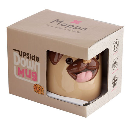 Cană ceramică Mops Pug, 590 ml, ambalată în cutie elegantă, vizibilă parțial