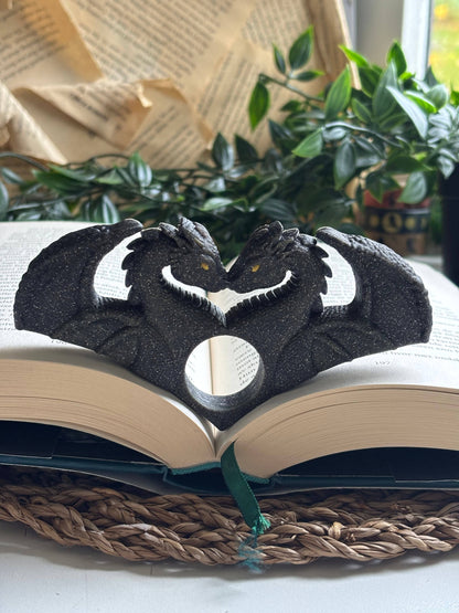Thumb Page Holder "Dragon Lovers"