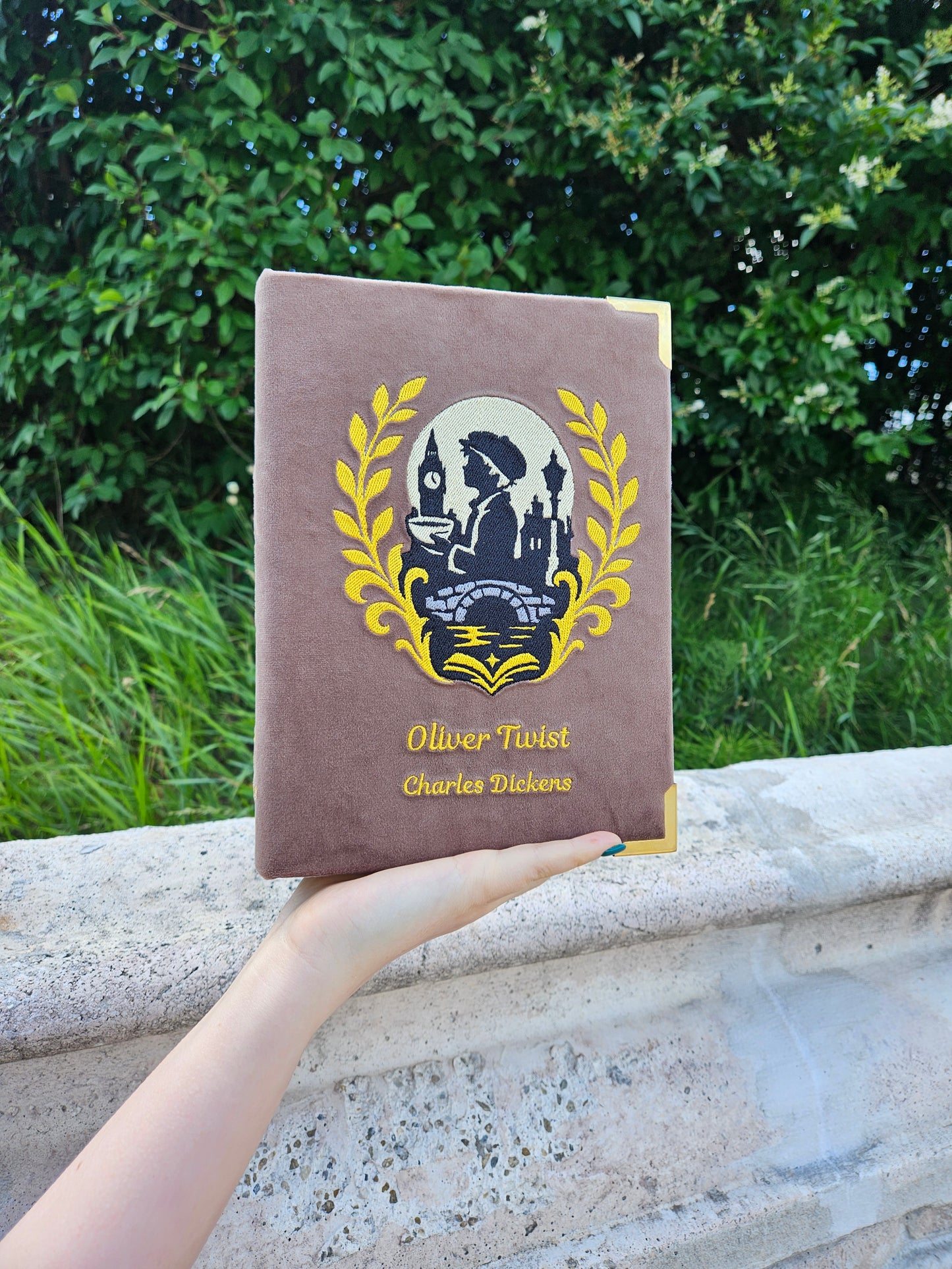 Geantă Carte Handmade – Oliver Twist | Charles Dickens