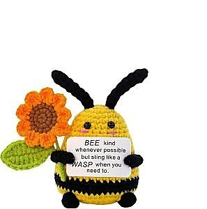 Mascotă croșetată, model albină Positive Bee, mesaj motivațional