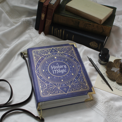 Geantă Carte A History of Magic - Ediție Luxury Gold Foiled