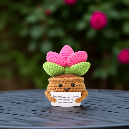 Floare croșetată în ghiveci, în formă de cactus, Positive Flower, cu mesaj motivațional