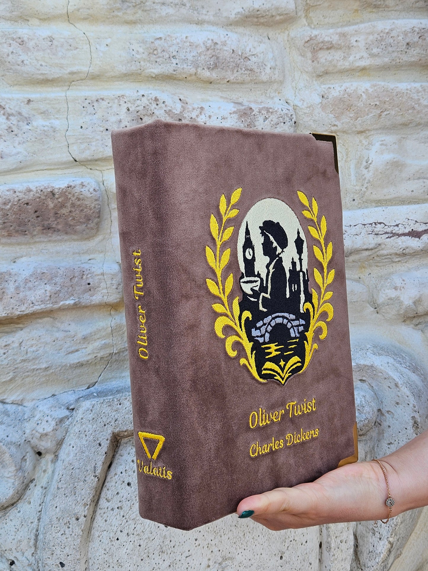 Geantă Carte Handmade – Oliver Twist | Charles Dickens