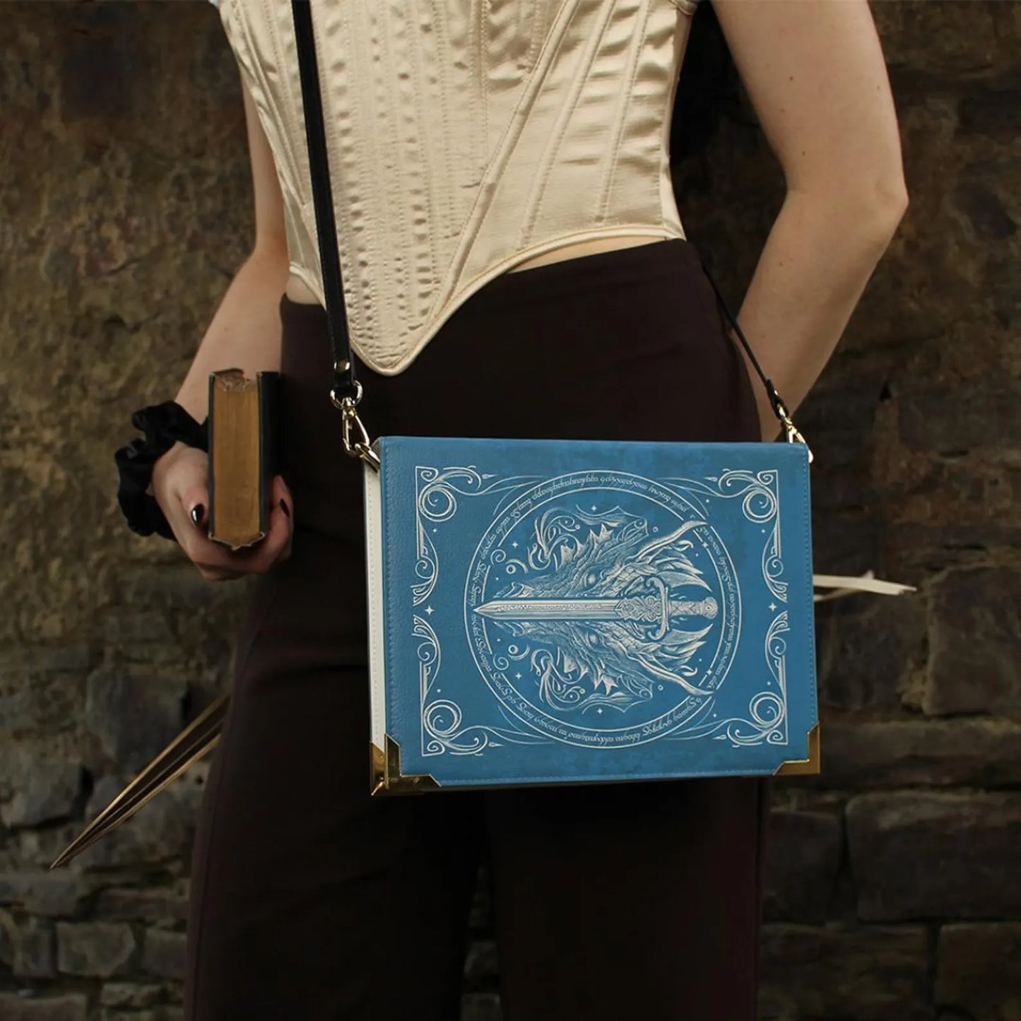 Geantă Carte The Dragon Sword Chronicles