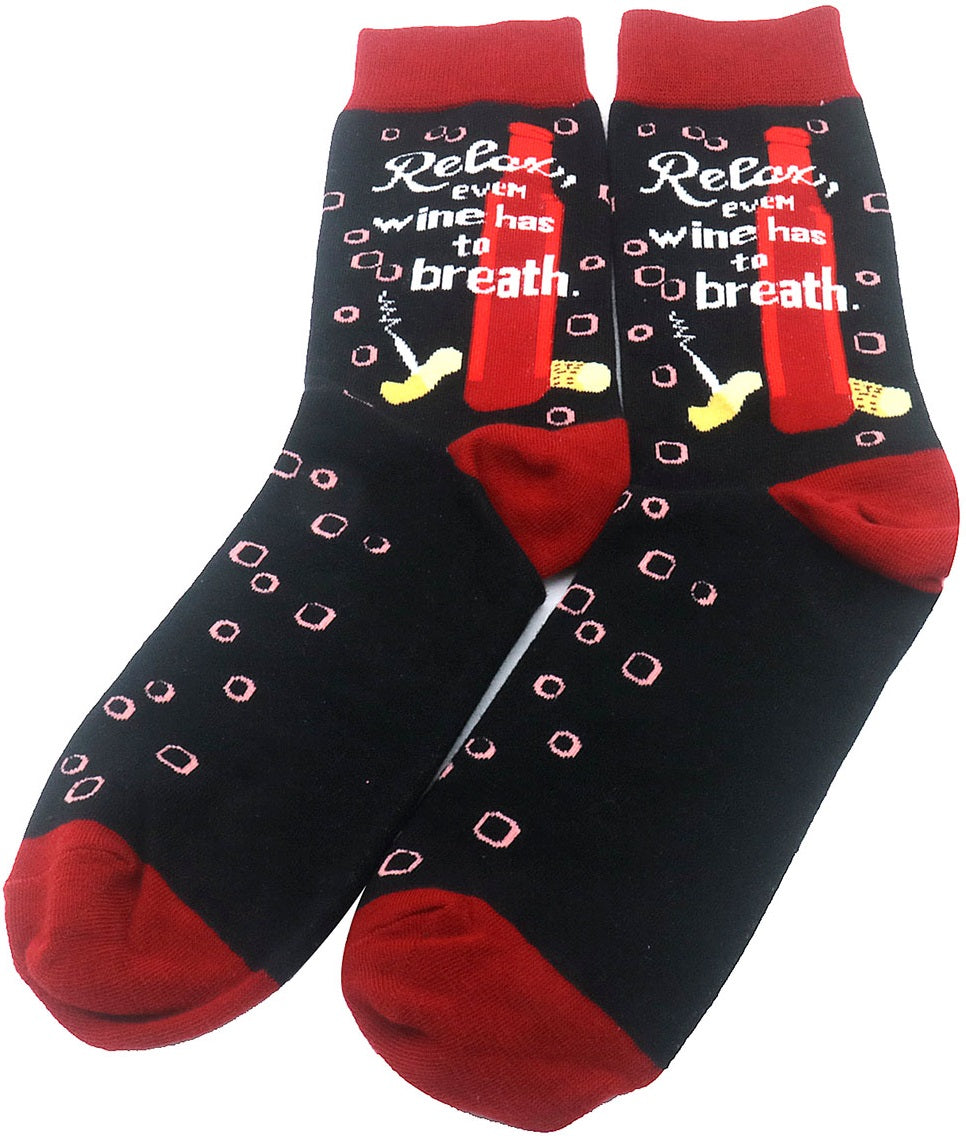 Șosete unisex, mesaj haios „Relax, even wine has to breath”, mărime universală